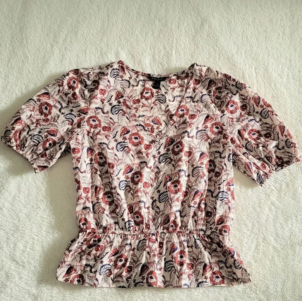 Banana🍌Republic Floral💐 Peplum Top - NWT